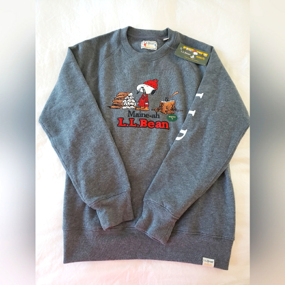 LL Bean Peanuts adult sweatshirt